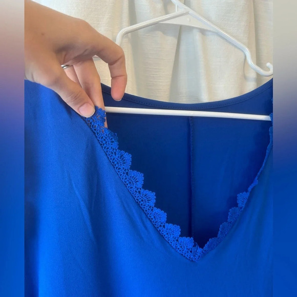 Royal blue lace sleeve soft blouse size 2XL - Picture 3 of 9